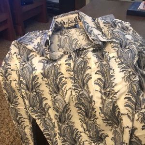 Lightweight 100% cotton long sleeve paisley